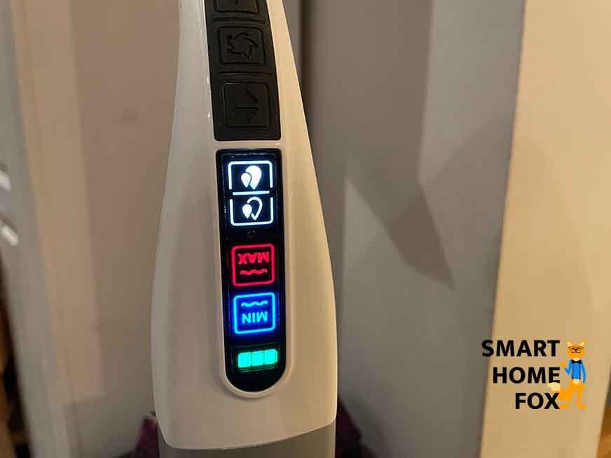 Man sieht das Display des Kärcher FC 7